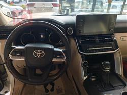 تۆیۆتا لاند کروزەر